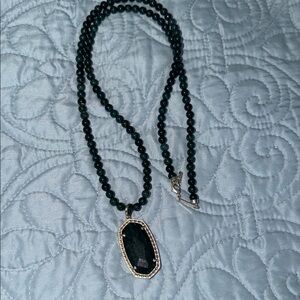Kendra Scott beautiful dark green necklace- excellent condition